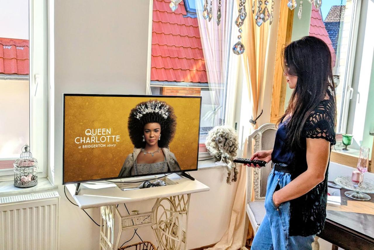 Queen Apartment Ильцен Экстерьер фото